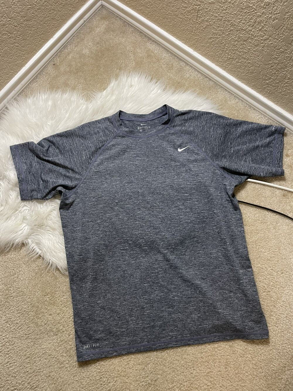 Nike Grey Dri Fit Athletic Short Sleeve Shirt Mens Size Large